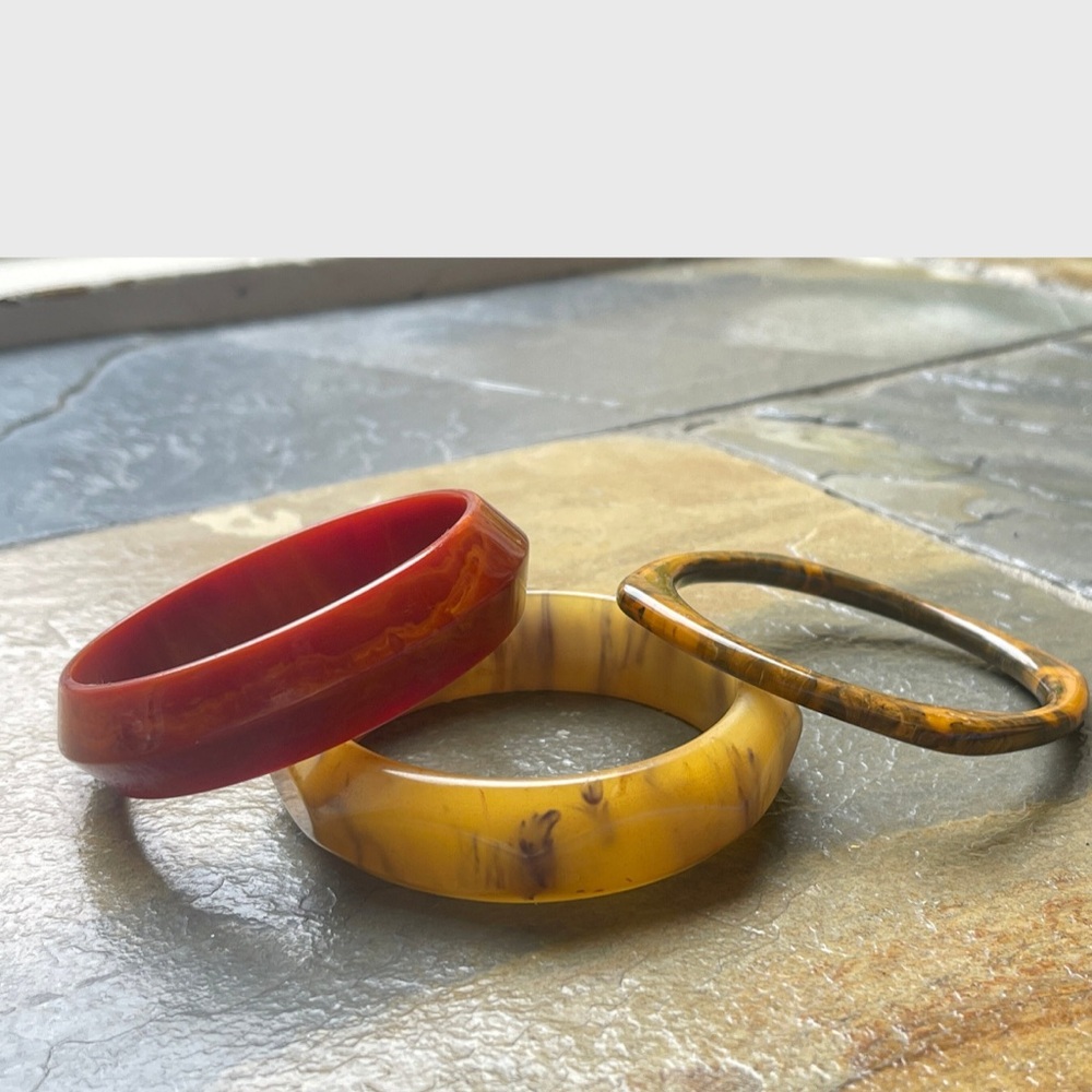 3 Marbled Bakelite Bangles Stacking Bracelets Vin… - image 2